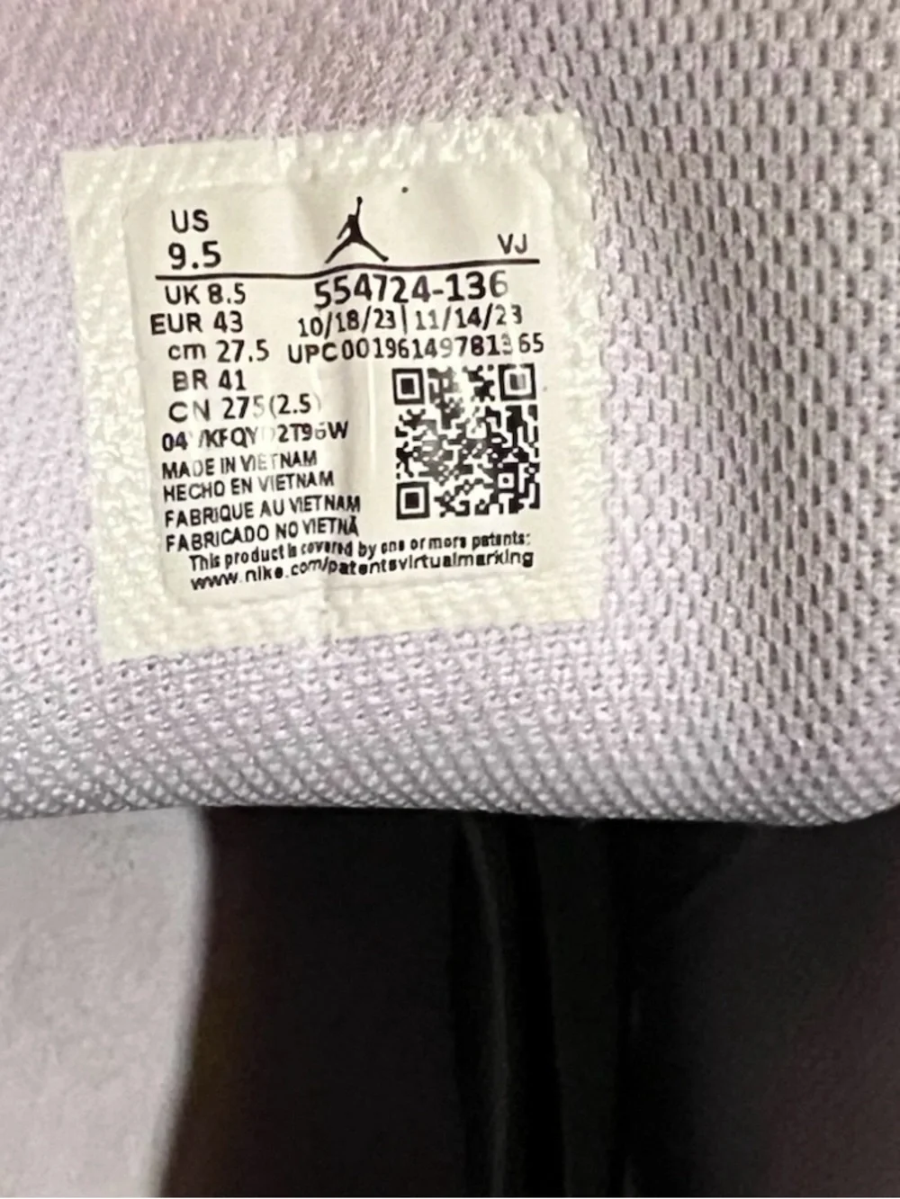 Nike Air Jordan 1 Mid Triple White Mens size 9.5